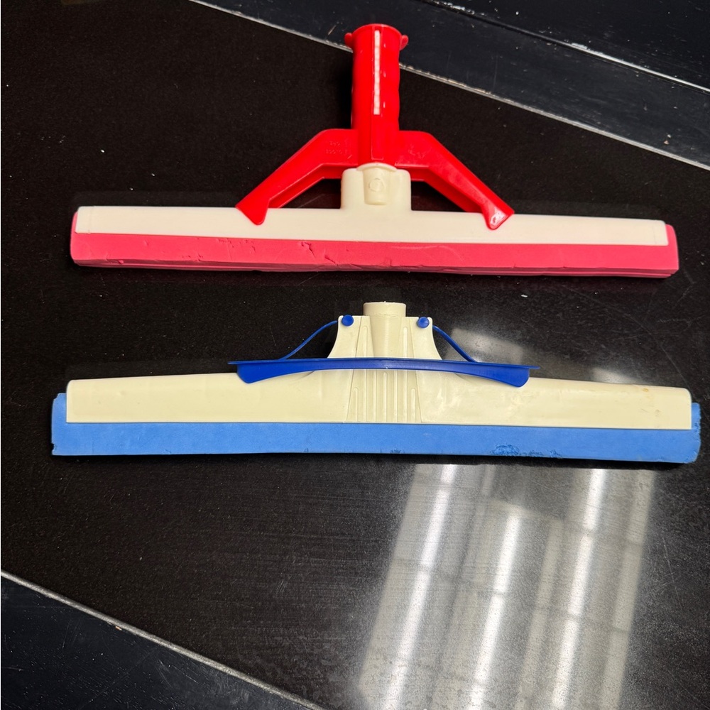 Dual-Color Floor Squeegee Set - Picture 2 of 4